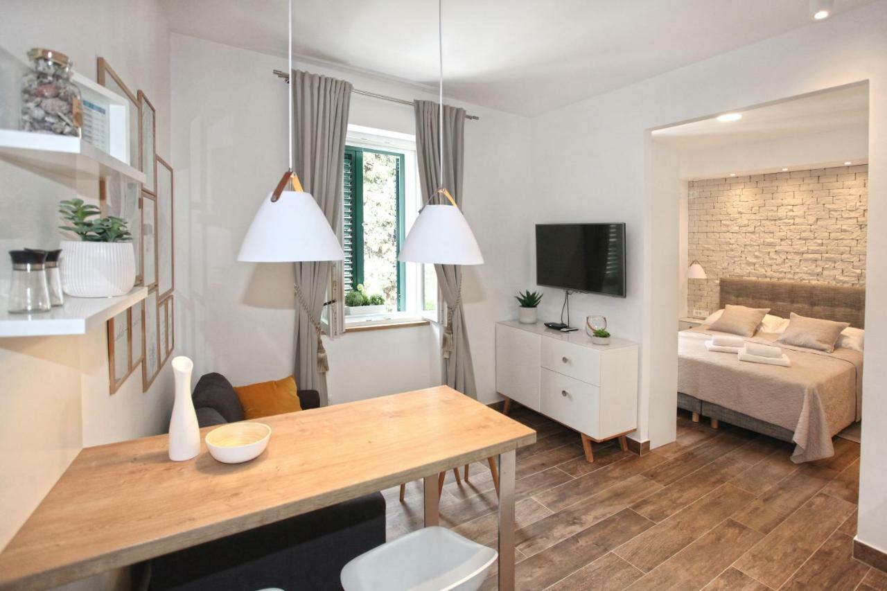 Apartments Tessera Split Extérieur photo