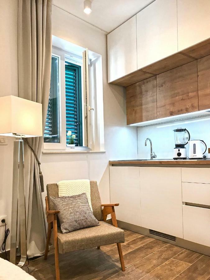Apartments Tessera Split Extérieur photo