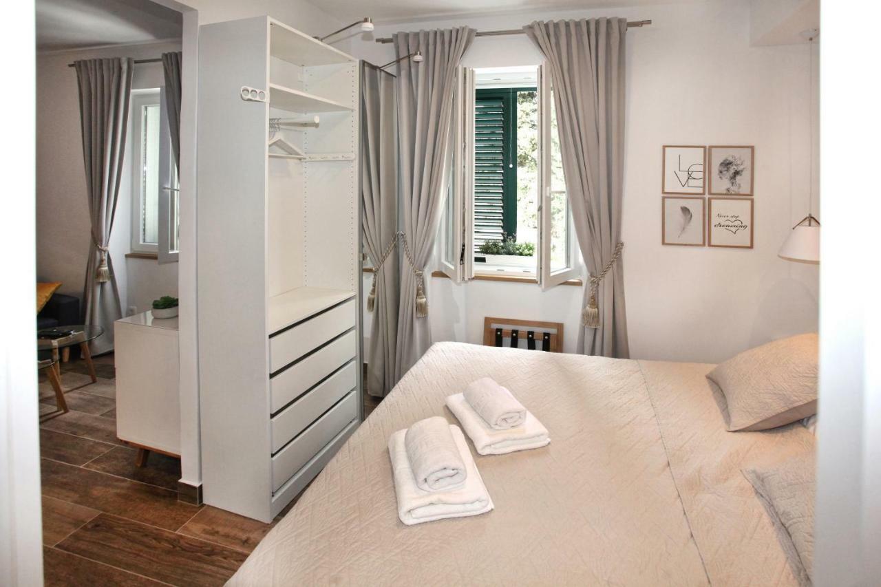 Apartments Tessera Split Extérieur photo