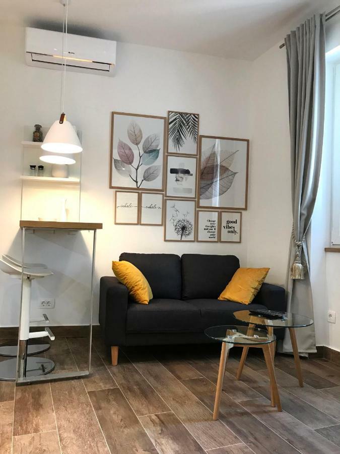 Apartments Tessera Split Extérieur photo
