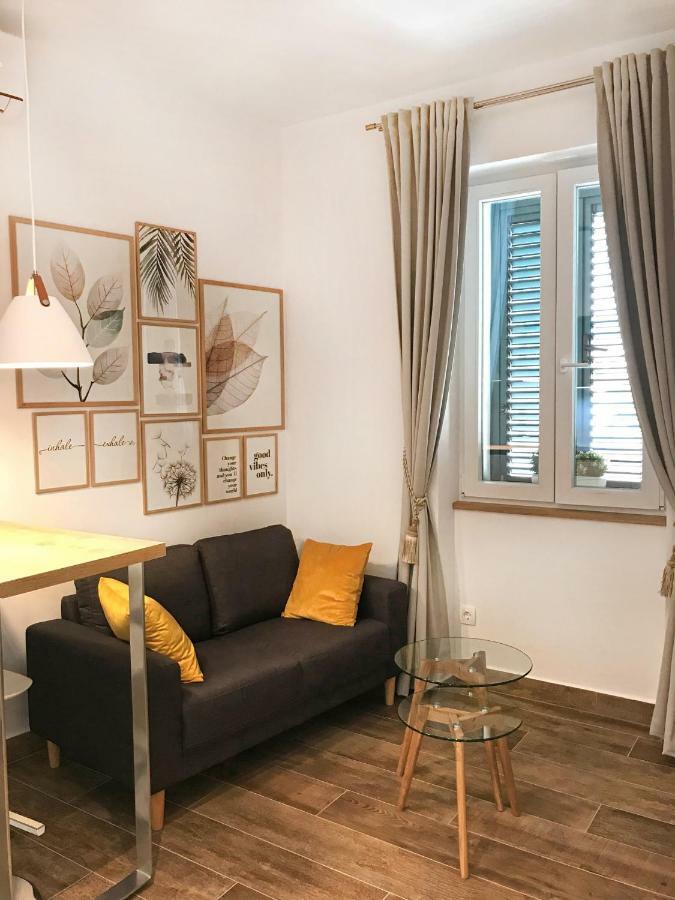 Apartments Tessera Split Extérieur photo