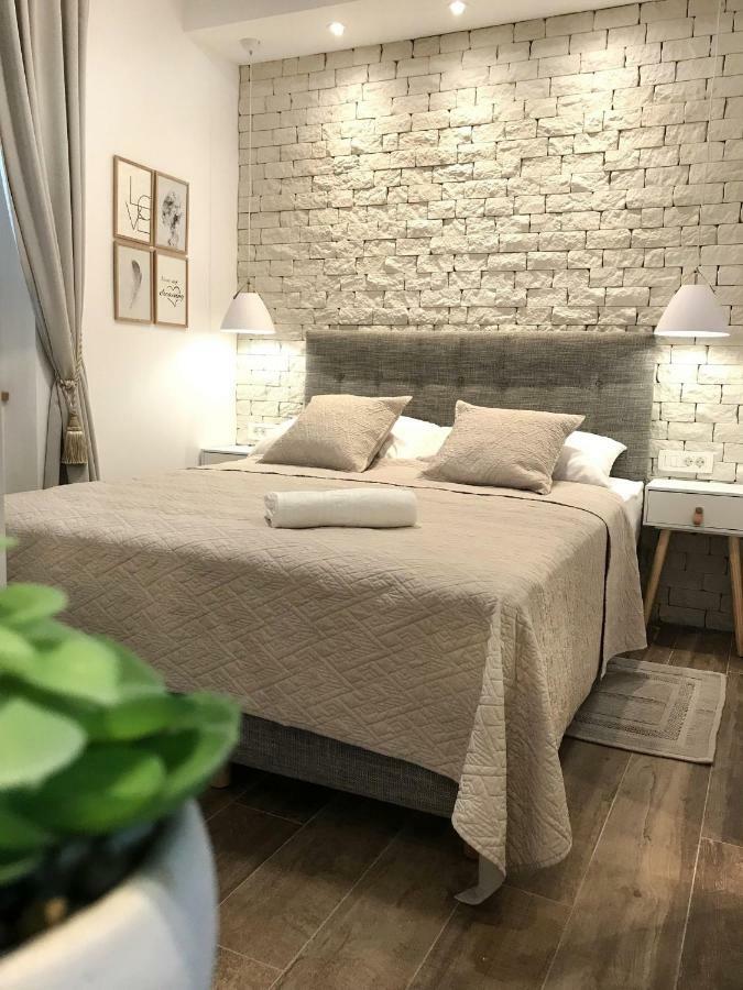 Apartments Tessera Split Extérieur photo